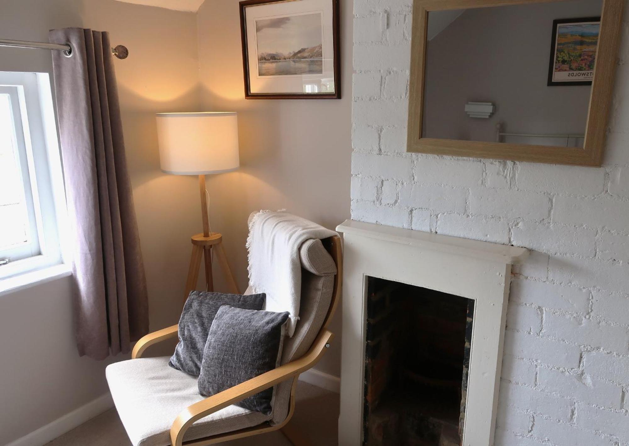 Peaceful Cottage In Heart Of Winchcombe Exterior photo